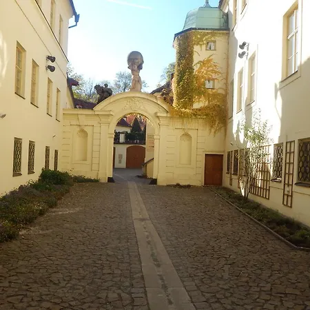 Miraculous Appartement Praha Exteriér fotografie
